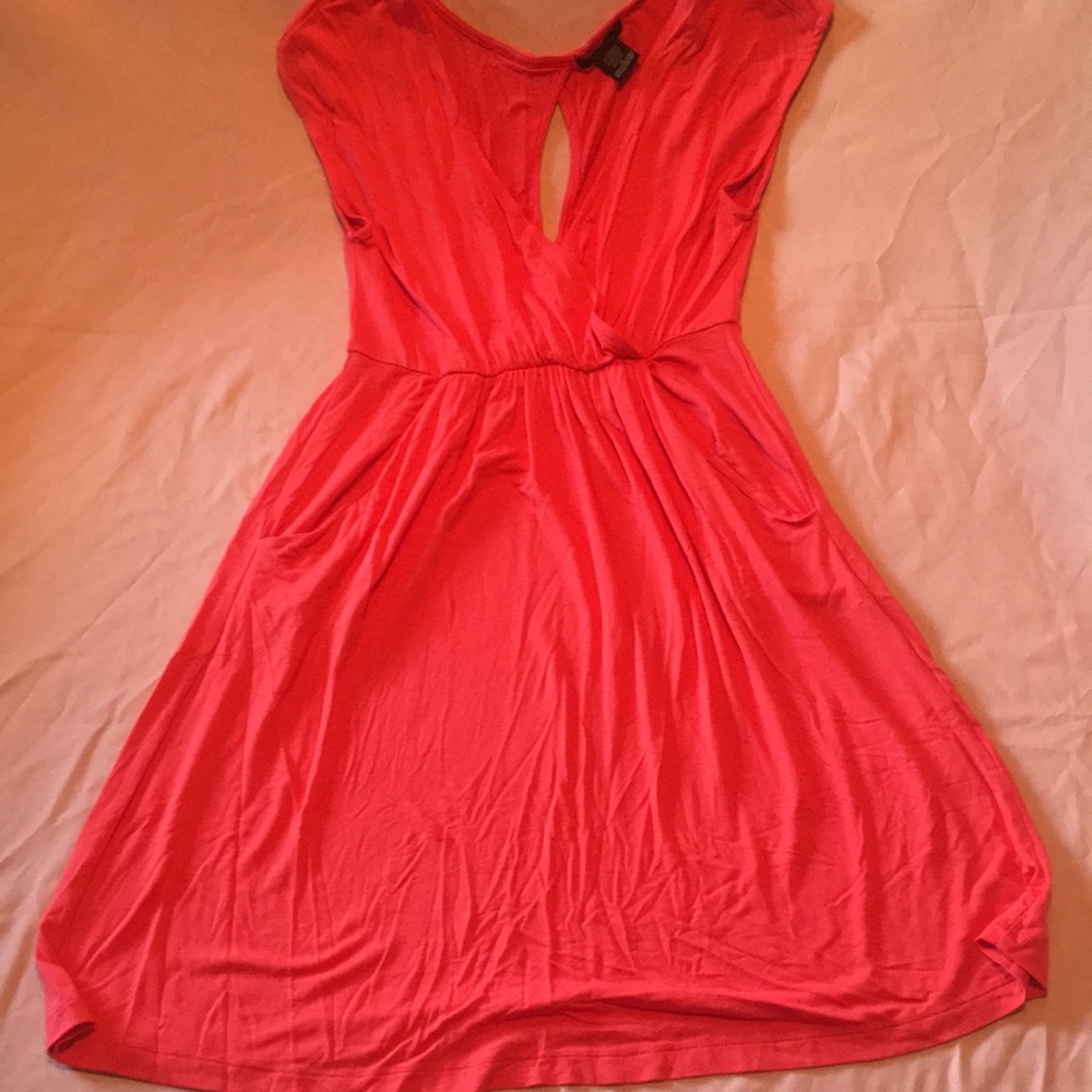 Coral dress with pockets!